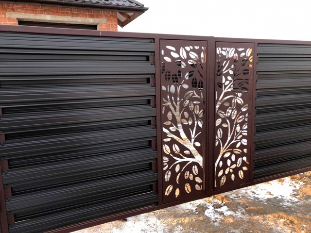 Ворота металлические откатные панели с декором (4000х1800 мм)