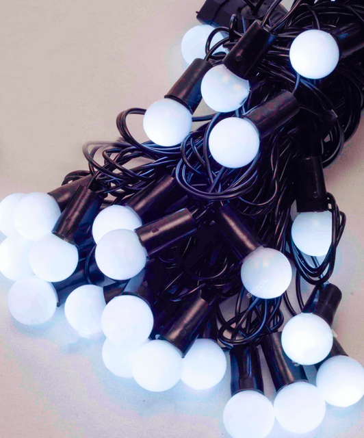 Гірлянда Кульки 18мм 40 LED, 7м+ перехідник, з білим кольором ламп