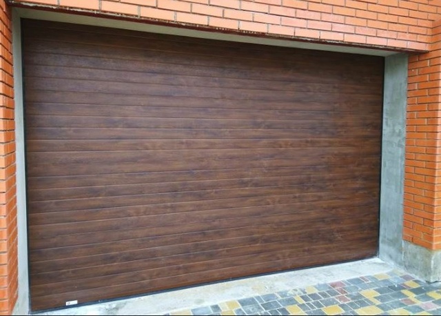 Ворота гаражные Kruzik 2500х2250, цвет темный дуб