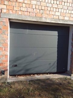Ворота секційні побутові (2 500 Х 2 120)