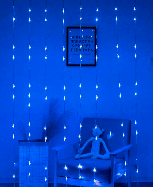 Гирлянда Водопад 144 LED 1,5м*1.5м с синим цветом ламп.