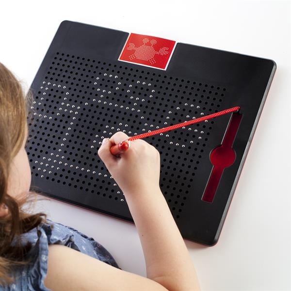 Магнітний планшет Manipulatives для малювання, з шаблонами і ручкою